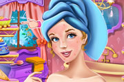 Cinderella Fashion Makeover: Help Her Get Ready for the Palace Prom!